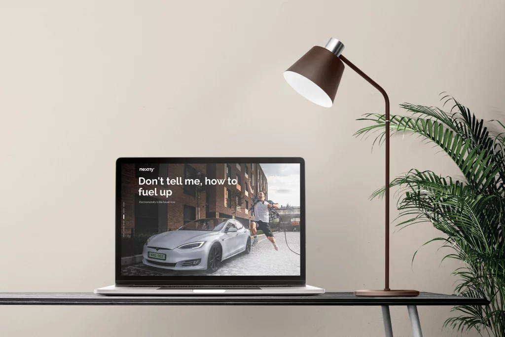 Software and chargers for electric cars with a modern image website.